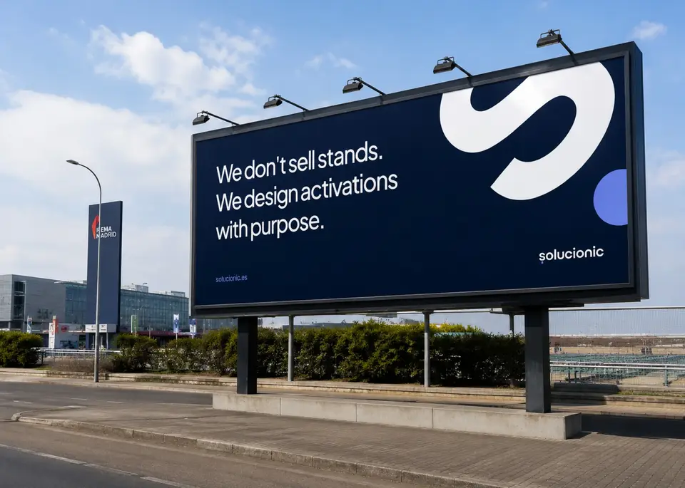 Valla publicitaria de Solucionic